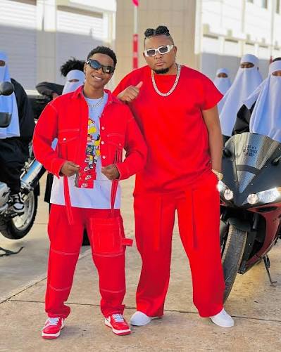 Kell kay  Fashion with Kineo